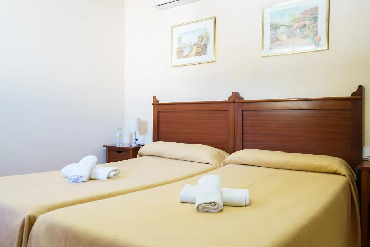 Hotel Carlos V Jerez By Vivere Stays Jerez de la Frontera